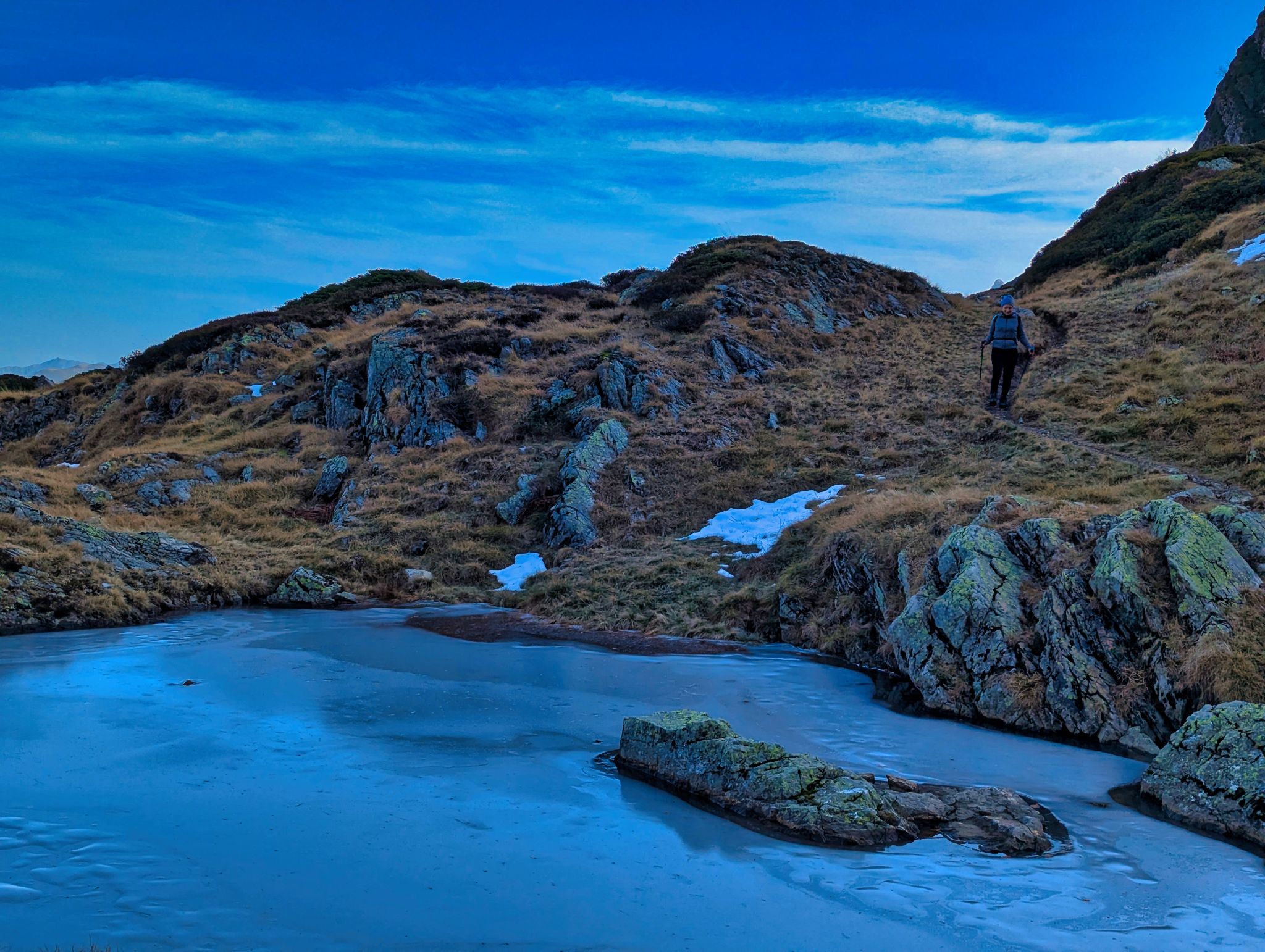 PXL 20241201 100135458