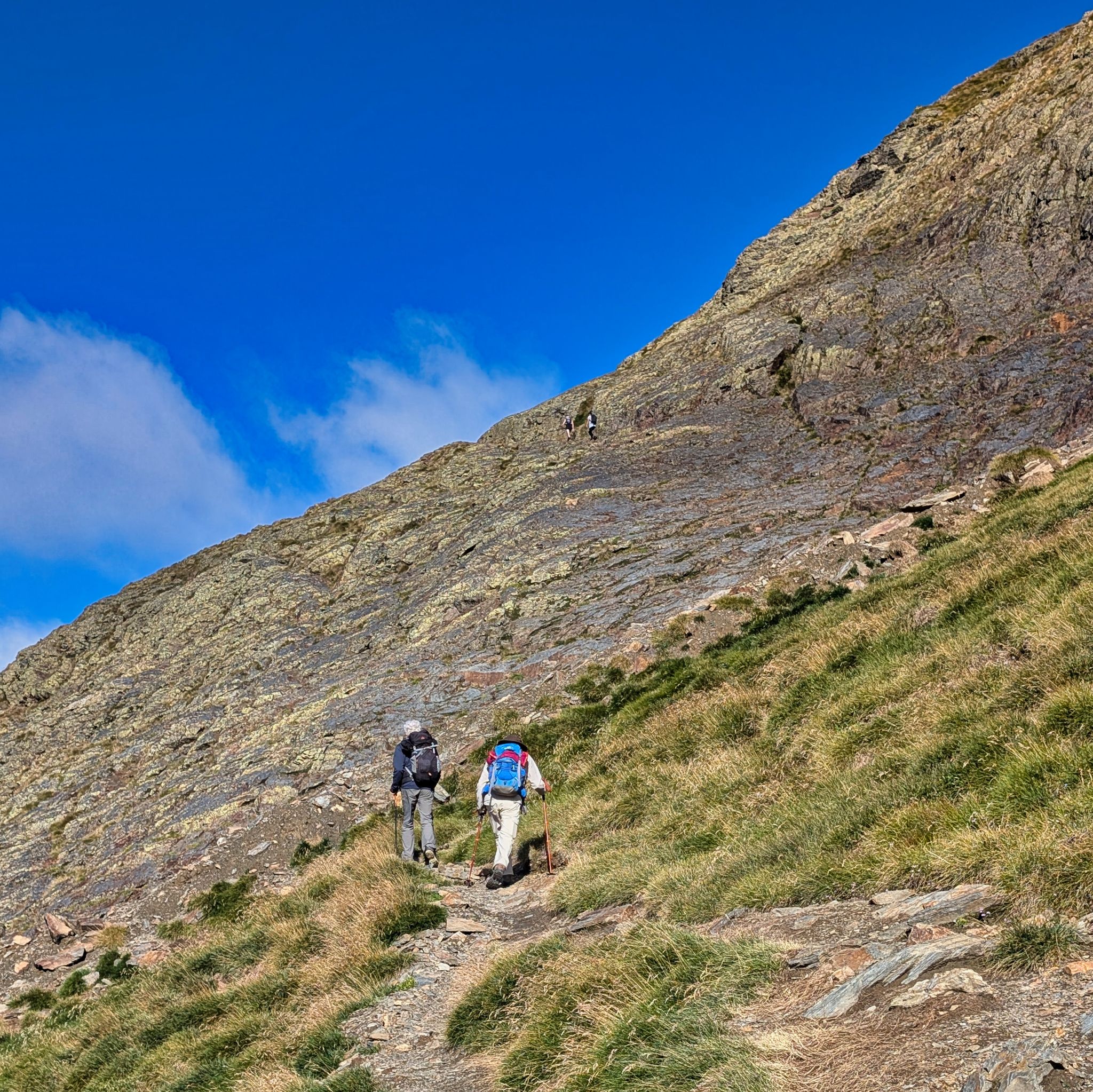 PXL 20250830 075550495