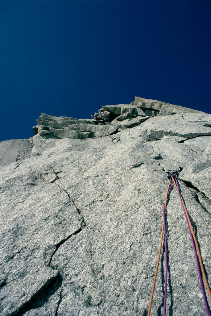 Pyramide tacul 6 1981