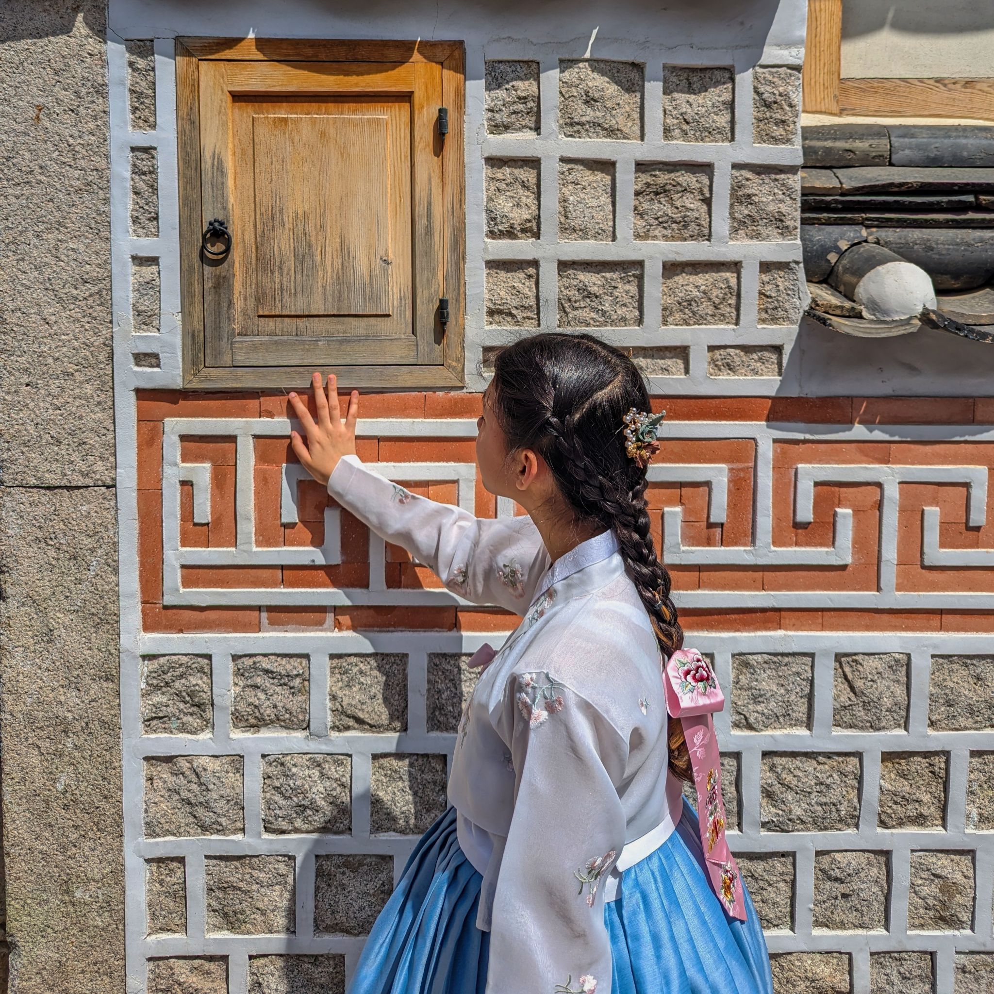 PXL 20240418 045250181