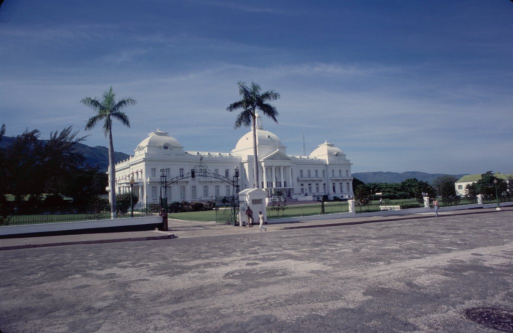 Haiti 45 1981