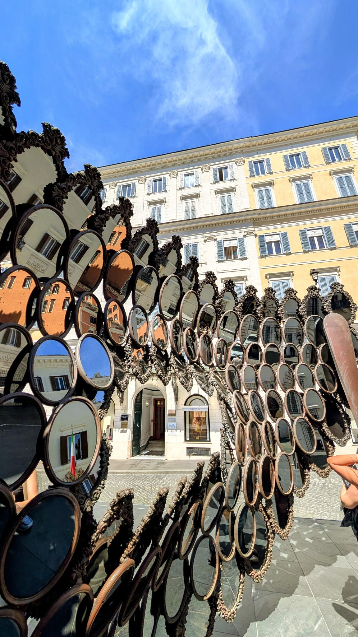 PXL 20260410 103416946.MP~2