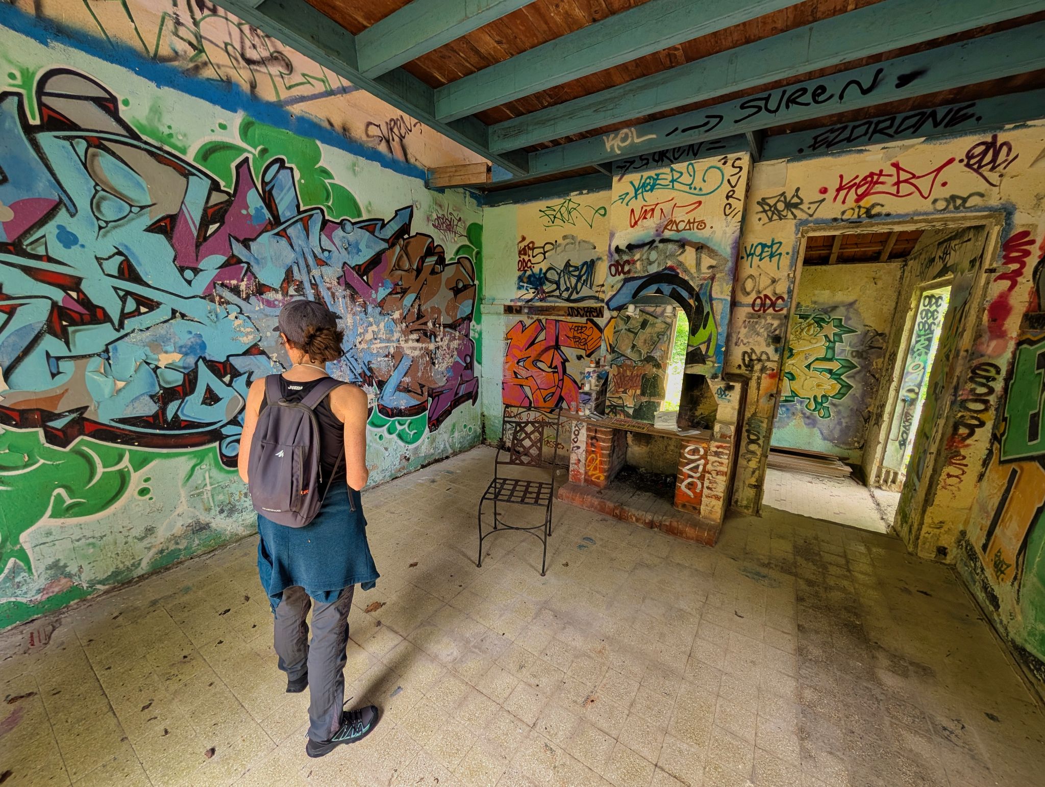 PXL 20250609 122422856