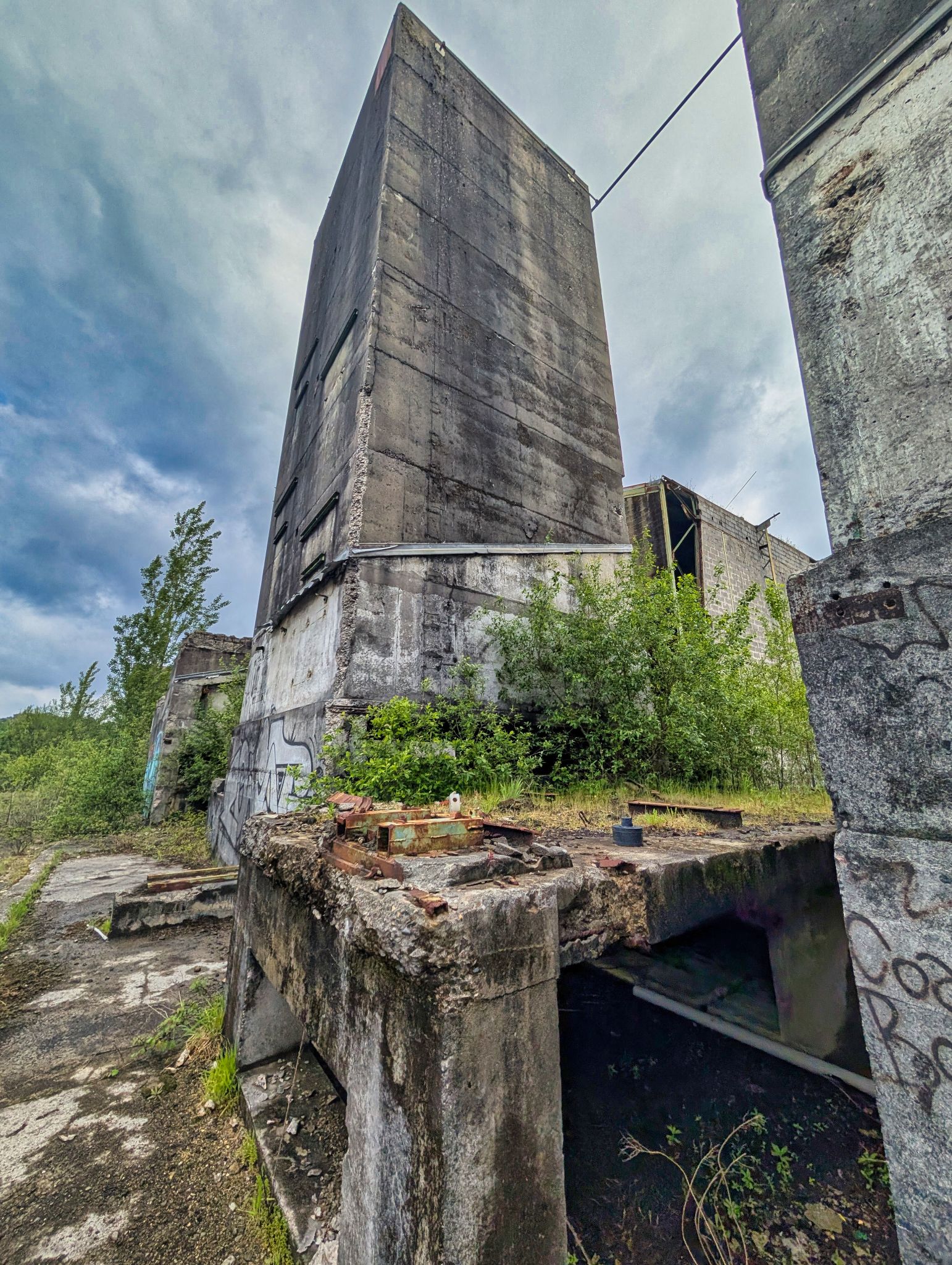 PXL 20250427 094403693