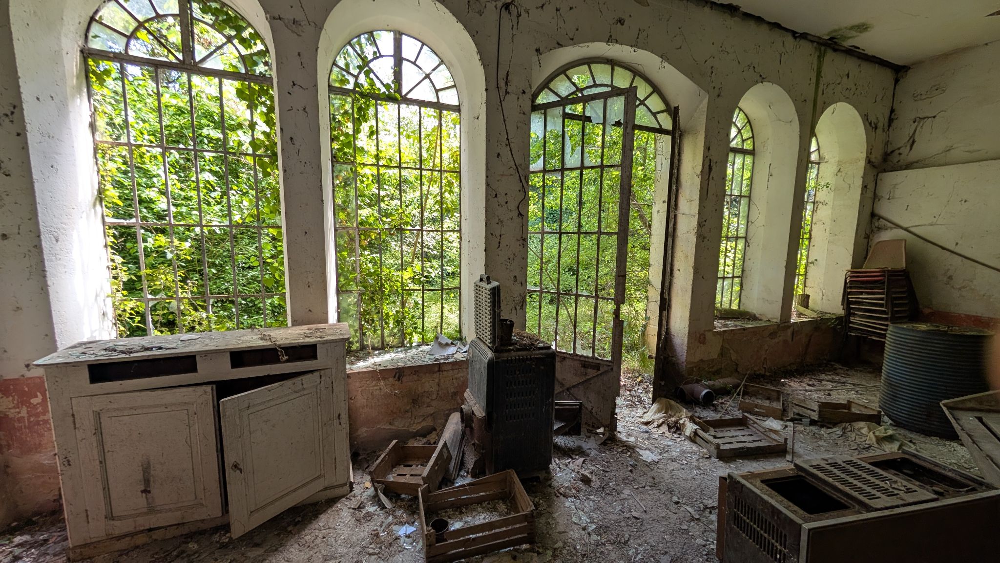 PXL 20260427 125253798