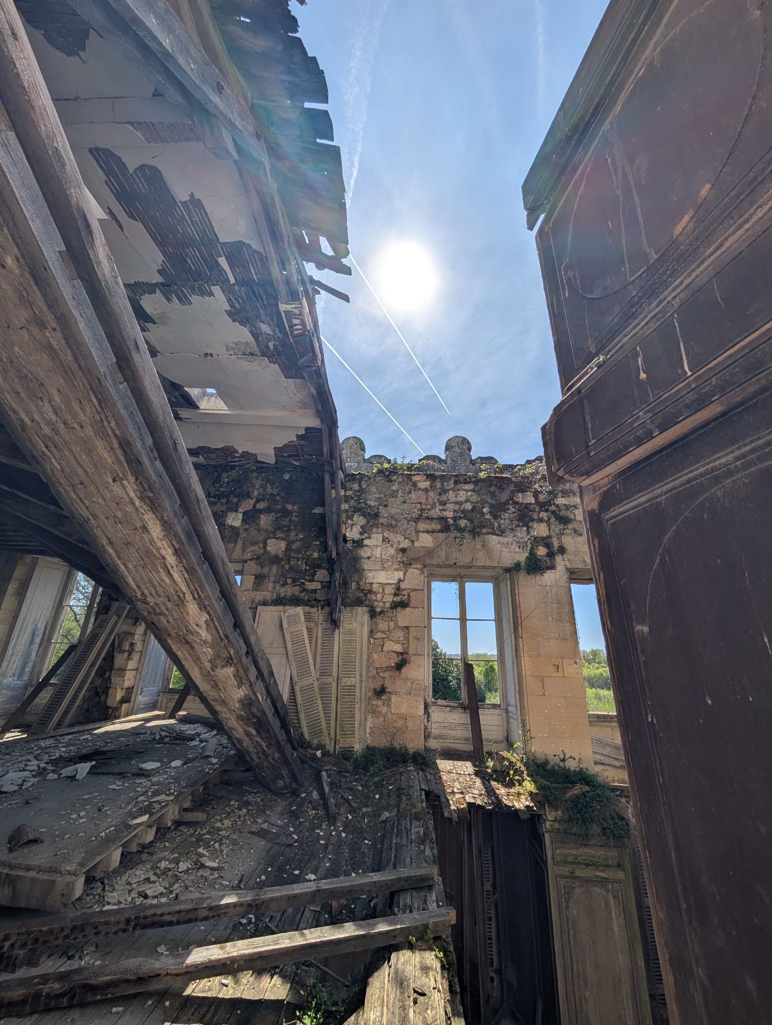 PXL 20260405 122053975.MP